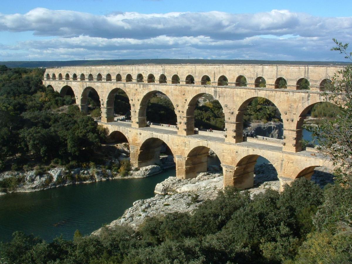 Confortable Villa De Vacances Entre Nimes, Le Pont Du Gard, Uzes, Arles, Avignon Marguerittes Exterior foto